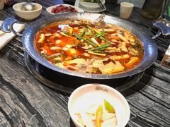 -老船舫·现做活鲜鱼馆(东郊记忆店)