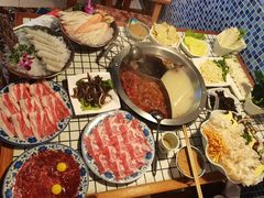 -山悦里 山野·鲜火锅(罗斯福广场店)