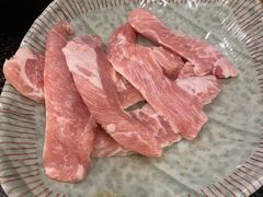 -臻牛烤肉