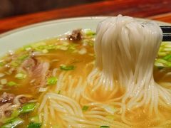 -八月美食小馆(银泰城总店)