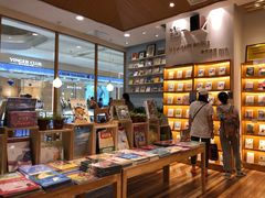 -猫的天空之城概念书店(印象城购物中心店)