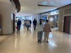 -瑞虹新天地月亮湾