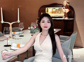 跟朋友下班来吃个万象城漂亮饭 国民西餐—牛排家