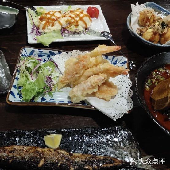 富士山下和风料理餐厅