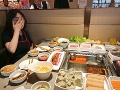 -海底捞火锅(宝龙广场夜宵主题店)