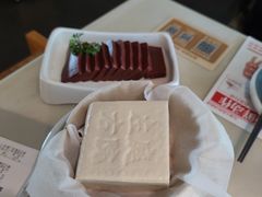-左庭右院鲜牛肉火锅(浦江欢乐颂店)
