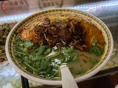 -金杨拉面王小吃面馆·牛三宝面·红烧牛肉粉
