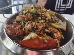 -凤凰路何眼镜香辣蟹(花果园店)