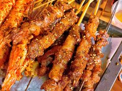 油边-小吴先生的店·东北烧烤(林科大店)