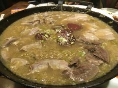 -大宝全猪馆(南京路店)