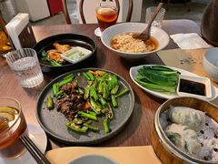 -来龙里 精致 东南亚餐室(万象城店)