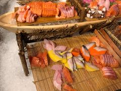-松山湖凯悦酒店·Café自助餐厅·周末火舞秀表演