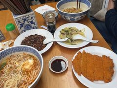 -沪西老弄堂面馆(定西路店)