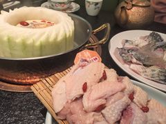 -得意咚瓜·顺德鱼生·冬瓜火锅(深圳首店)