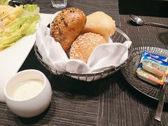 餐前面包-北京海湾半山酒店-加咖啡西餐厅