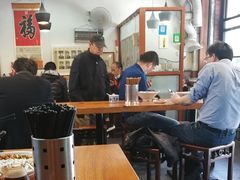 大堂-何太太馄饨面铺(大浒东苑店)