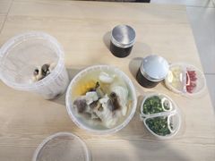 -马路牙子烧烤馄饨酒馆(望京店)
