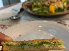 咖椰吐司-HELLO 27 意面·沙拉·帕尼尼