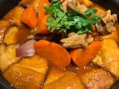 天山馕包肉-塔哈尔·新疆盛宴(城西银泰店)