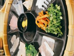 -老国贸云南传统过桥米线(滇池店)