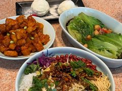 -红樱桃·欢乐餐厅(太原里店)