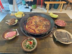 -黄潇洒老火锅(九眼桥宏济巷店)