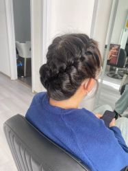 -LILI·HAIR SALON理理造型