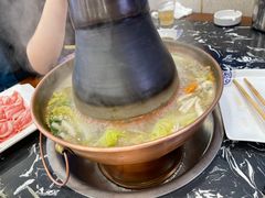 -楼外楼大刀肉传统火锅居(繁荣路店)