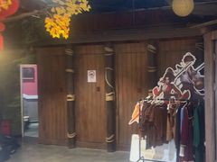 -暴风岛沉浸式体验馆(百联世纪店)