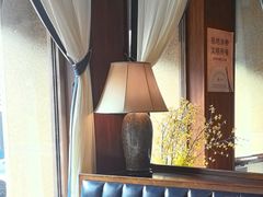 -八府香鸭·啫啫煲(华山路店)