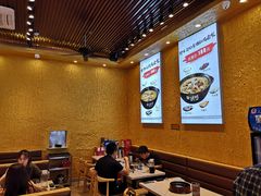 -蜀八婆鲍鱼鸡煲虾(宝安坪洲店)