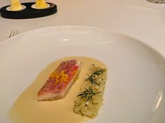 香煎海鲈鱼-Caprice(香港四季酒店)
