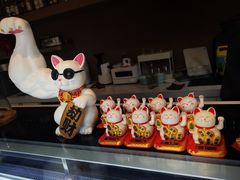 -Fridi Patisserie Cafe