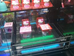 -反斗乐园π·电玩·高空拓展·蹦床(龙华天虹店)