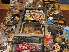 -牛里牛气· 榴莲海鲜鲜牛肉自助火锅·烤肉(横岗店)