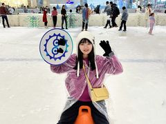 -冰纷万象滑冰场(沈阳万象城店)