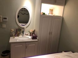 -蕾蕾美颜美容美体