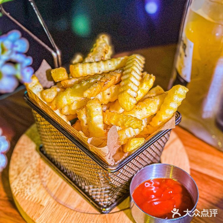 江门超有世界杯氛围感的高级西餐厅！