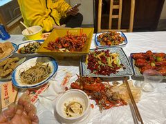 -霄汉牛三鲜湖北砂锅菜(万松园2店)