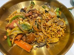 -阿上阿上麻辣香锅&麻辣烫(朝阳蓝色港湾店)