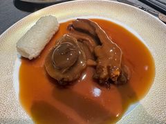 鲍汁扣鲍鱼鹅掌配粽叶米饭-广舟(千禧店)