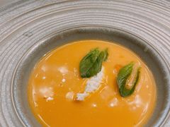 波士顿南瓜龙虾汤-燃扒房Steakhouse(皇庭店)