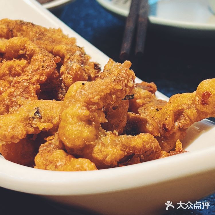 望着窗外春风 吃zhuó火锅儿 