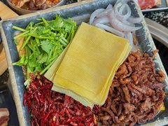 -红泥小火炉·东北泥炉烤肉(天一旗舰店)