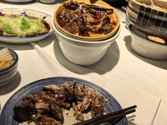 -八府香鸭·啫啫煲(华山路店)