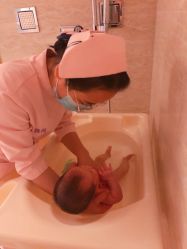 婴儿服务-巍阁高端月子会所