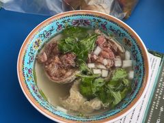 -百年吾吾子手抓肉羊羔肉(山西巷大巴扎店)