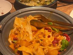 -耶里夏丽·丝路新疆菜·清真食品(徐汇南丹东路臻选店)