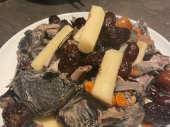 乌鸡枸杞红枣汤-汤城小厨•粤菜•靓汤(苏州街店)