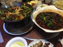 -严记小天府酸菜鱼(西四路店)